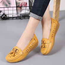 Load image into Gallery viewer, Women&#39;s flat Genuine Leather Shoes