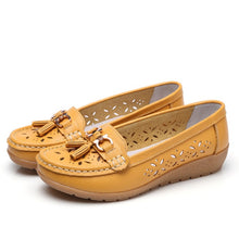 Load image into Gallery viewer, Women's flat Genuine Leather Shoes